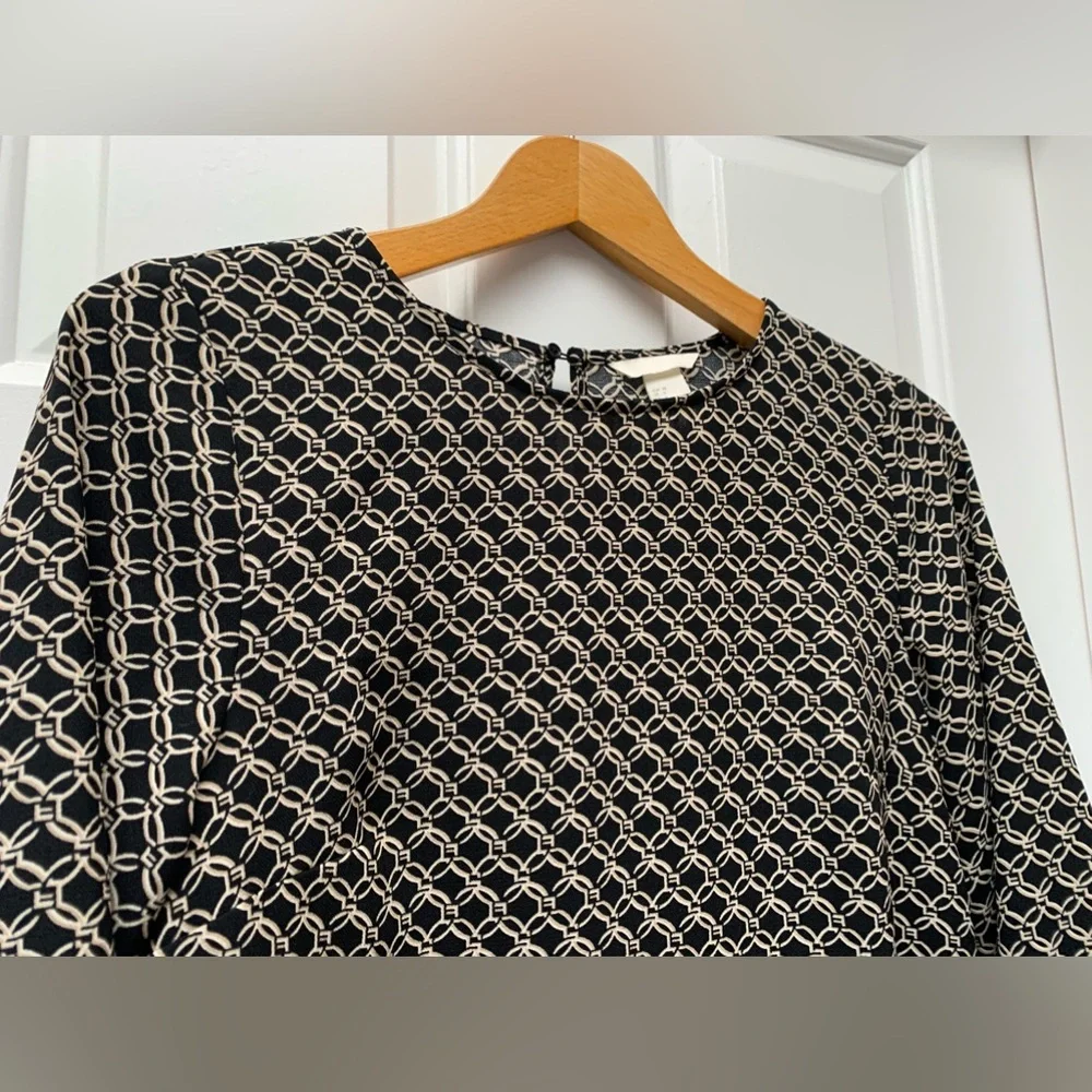 H&M - Picture 4 of 12